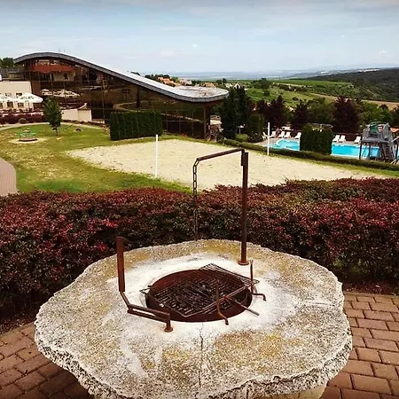 Hillside Apartman