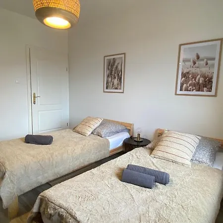 Hillside Apartman